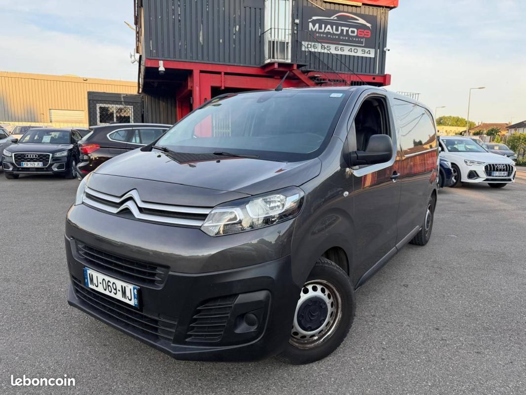 Citroën Jumpy III 1.5L BLUEHDI 120cv FOURGON STANDARD TAILLE M GRIS (image 2)