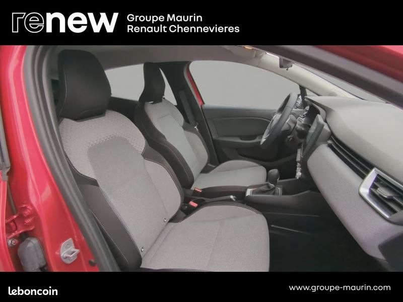 Renault Clio 1.6 E-Tech 145ch full hybrid Evolution - 24 (image 10)