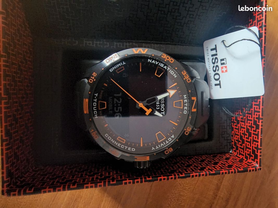 Montre Tissot T-Touch Connect Solar (image 2)