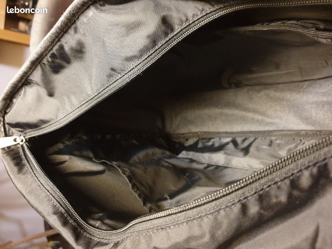 Sac épaule eastpak (image 3)