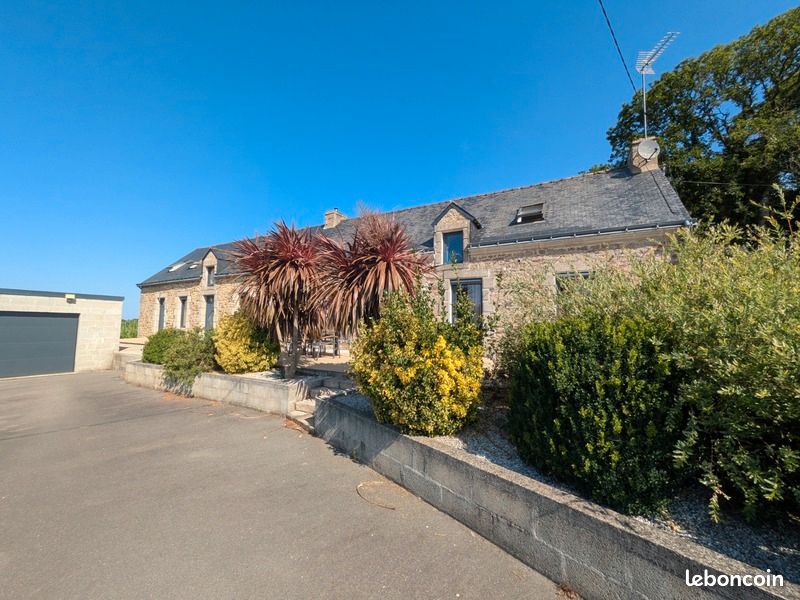 Maison 5 pièces 170 m² · à Ploërdut · 170 m² · 249 080 €