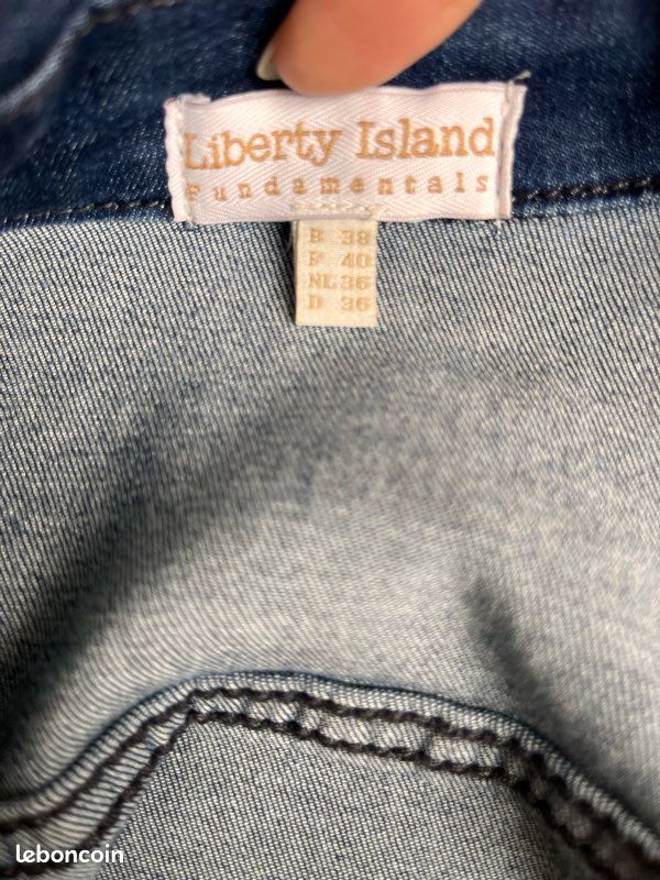 Petite veste en jean neuve 38 Liberty Island (image 8)