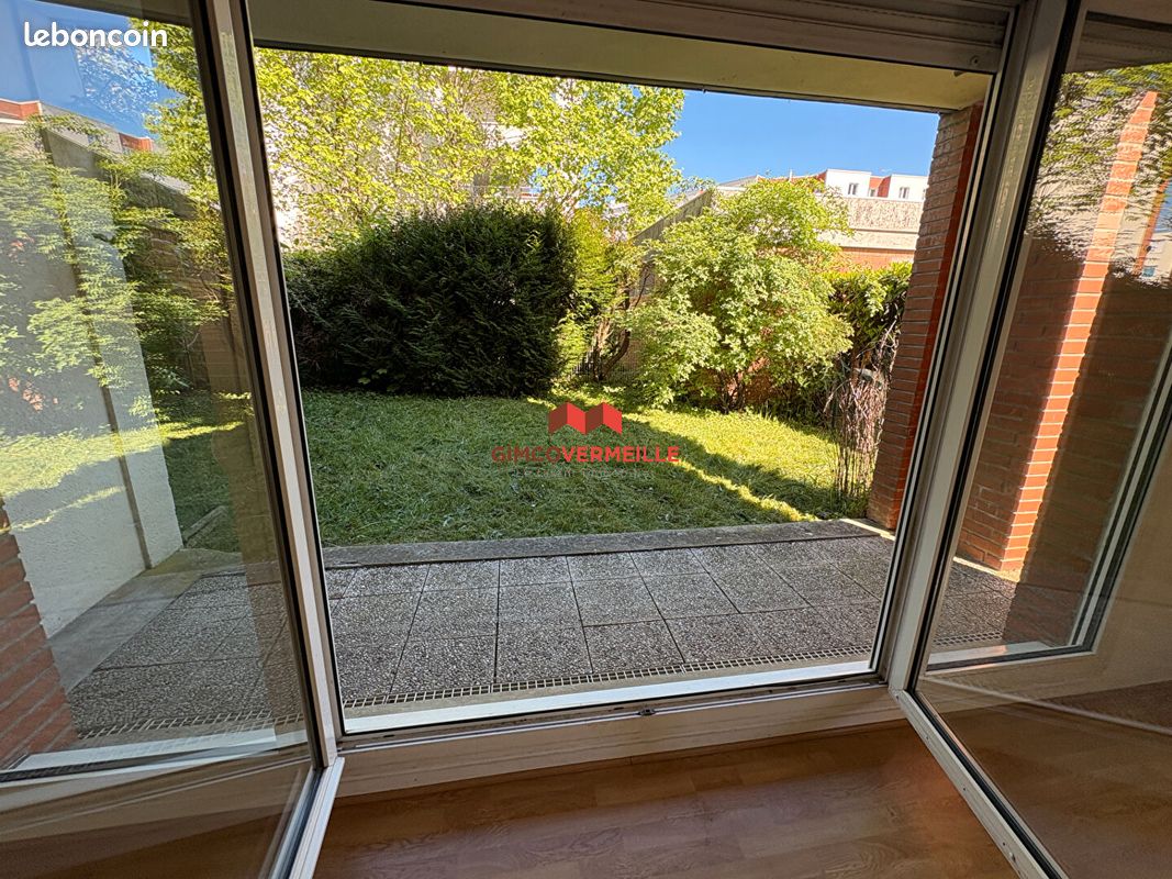Appartement 2 pièces 48 m² · à Montigny-le-Bretonneux · 48 m² · 926 €/mois