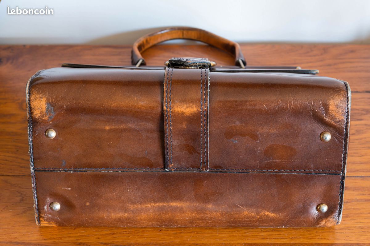 Sac à Main Vintage MICARL - Cuir Authentique Années 60, Couleur Beige-marron