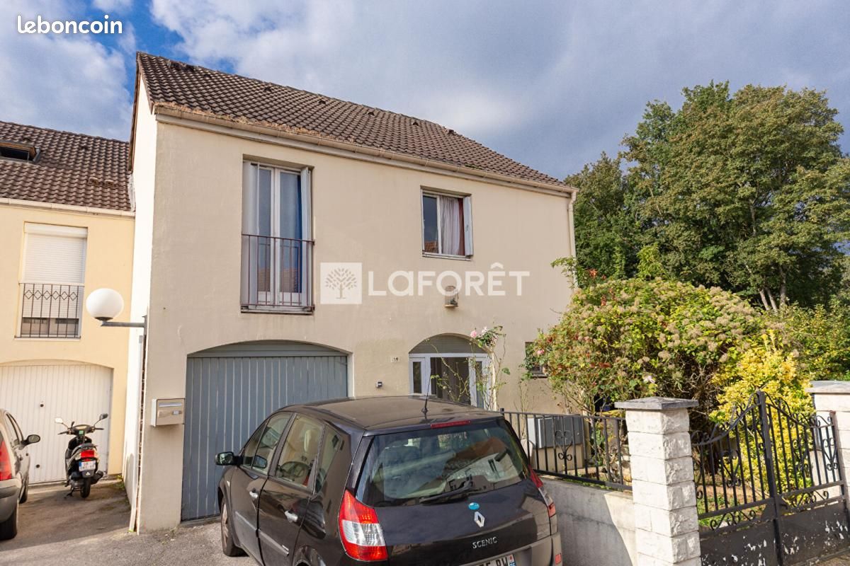 Maison 5 pièces 97 m² · à Roissy-en-Brie · 97 m² · 275 000 €