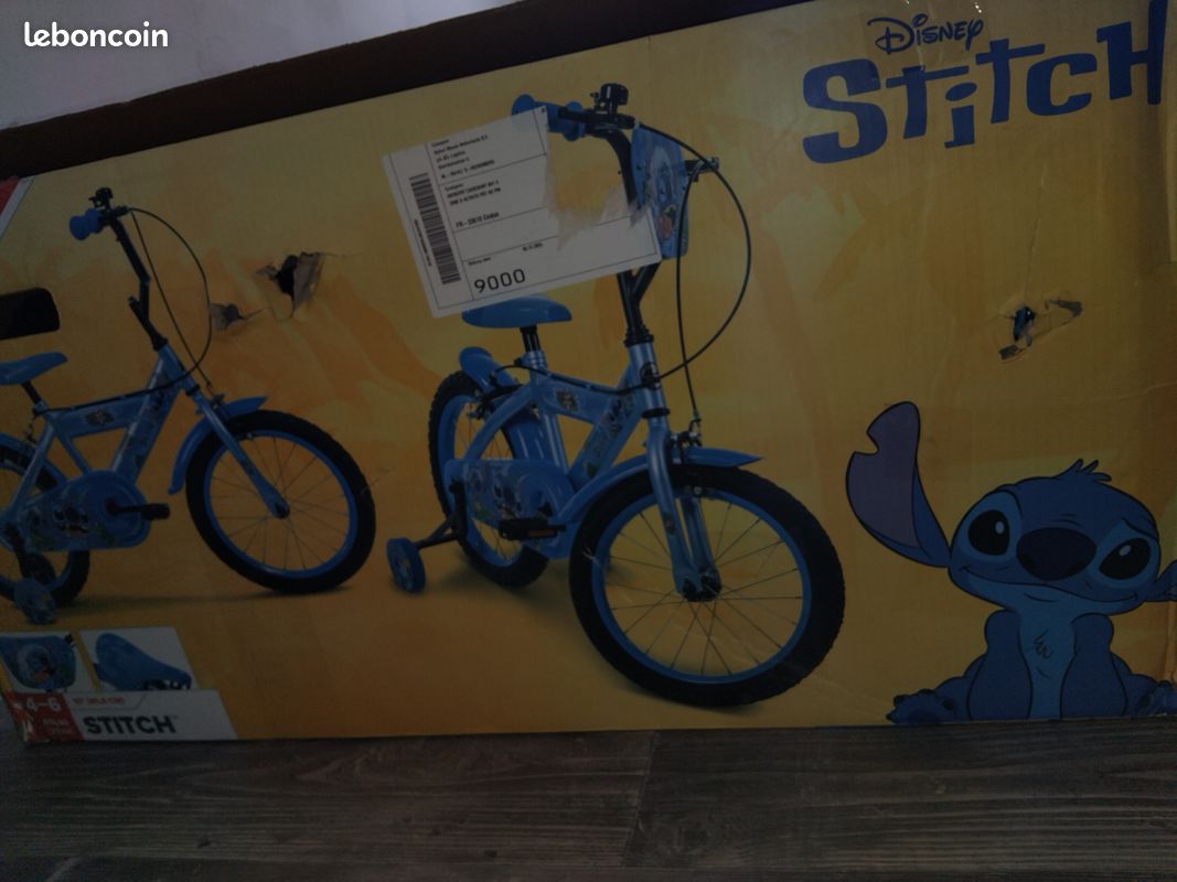 ALBRI Stitch Vélo de 16 Pouces avec Panier et Porte-ambole, Bicyclette pour Fille, Blanc