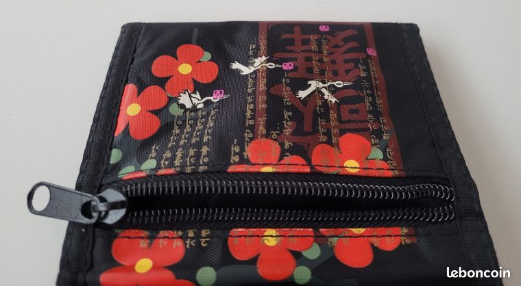 Carteiras e malas de mão pucca