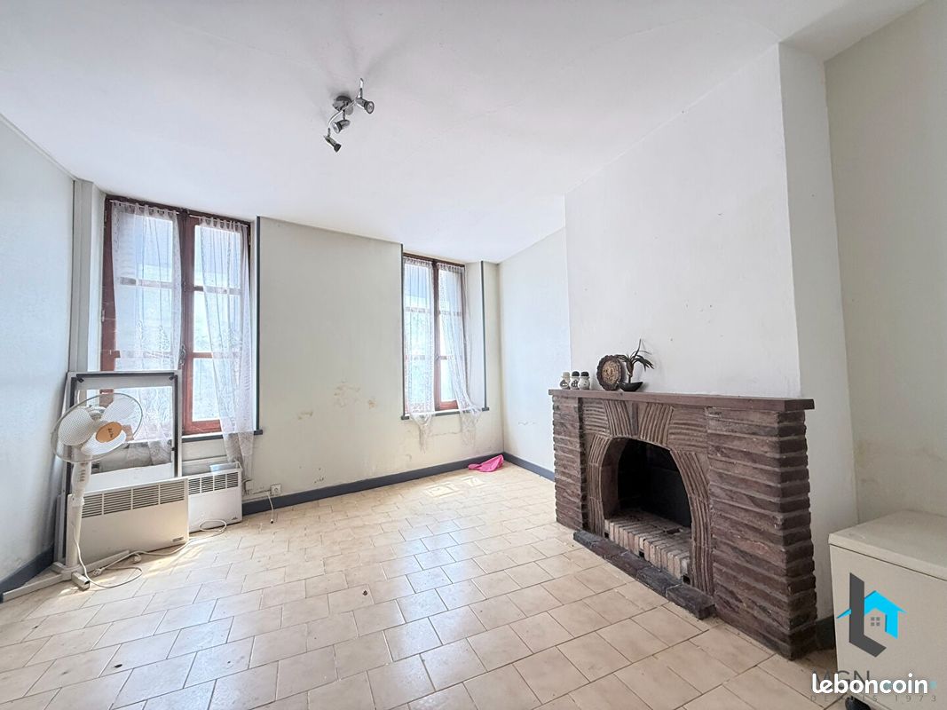 Maison 3 pièces 67 m² · à Nogent-le-Roi · 67 m² · 79 000 €