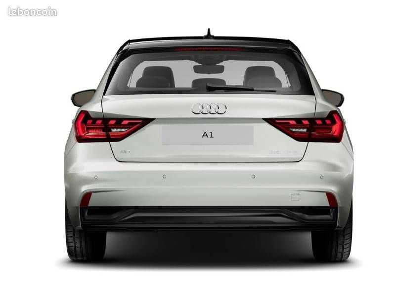 AUDI A1 Sportback 25 TFSI 95 ch S tronic 7 Design (image 4)