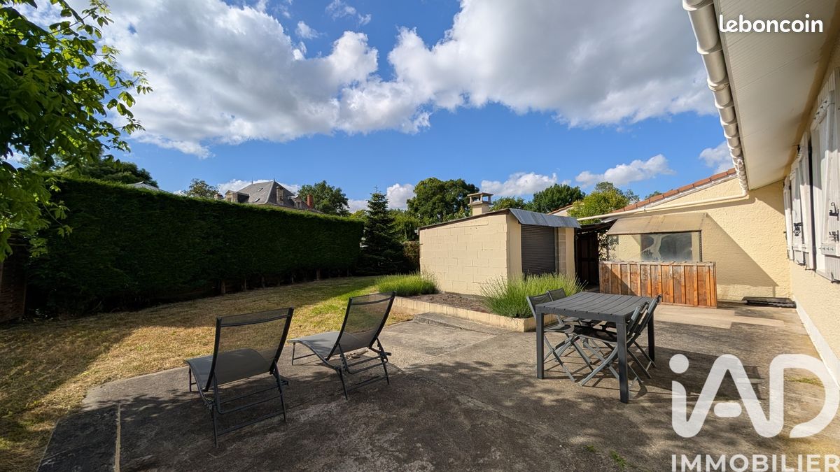 Maison 4 pièces 90 m² · à Saint-Louis-de-Montferrand · 90 m² · 250 000 €