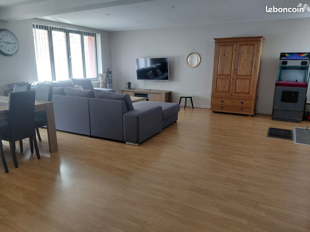 Appartement 6 pièces 128 m² · à Saint-Omer · 128 m² · 870 €