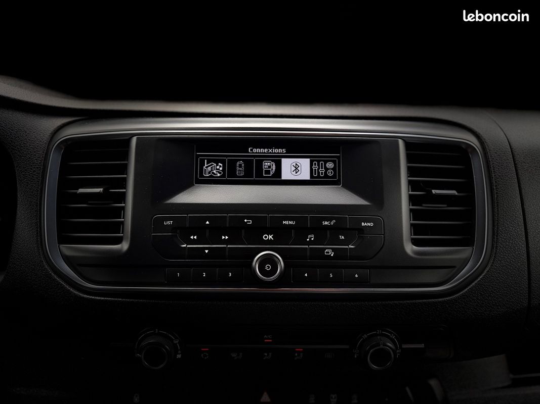 CITROEN JUMPY FOURGON GN M 1.6 BLUEHDI 120ch 9 PLACES CONFORT RADAR DE RECUL BLUETOOTH GARANTIE 12 MOIS (image 15)