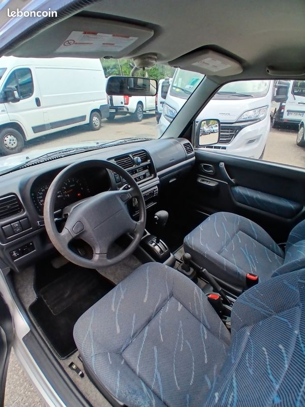 Suzuki jimny AUTOMATIQUE (image 8)