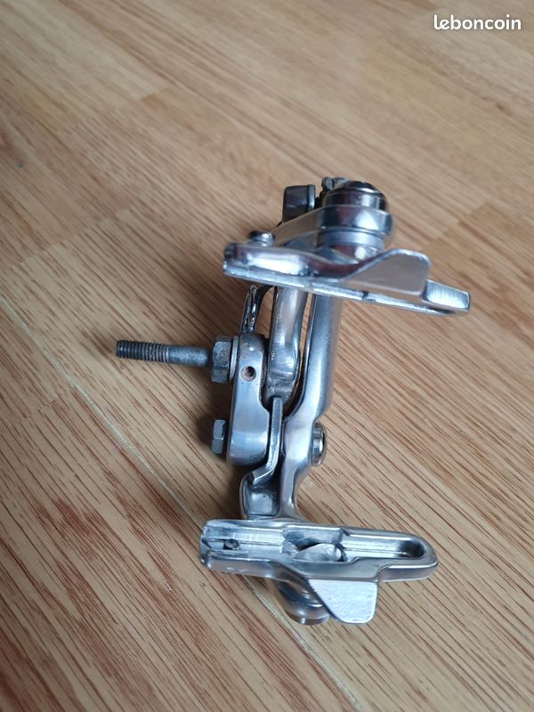 Frein arrière vélo route Campagnolo BR19-DMRSS Direct mount