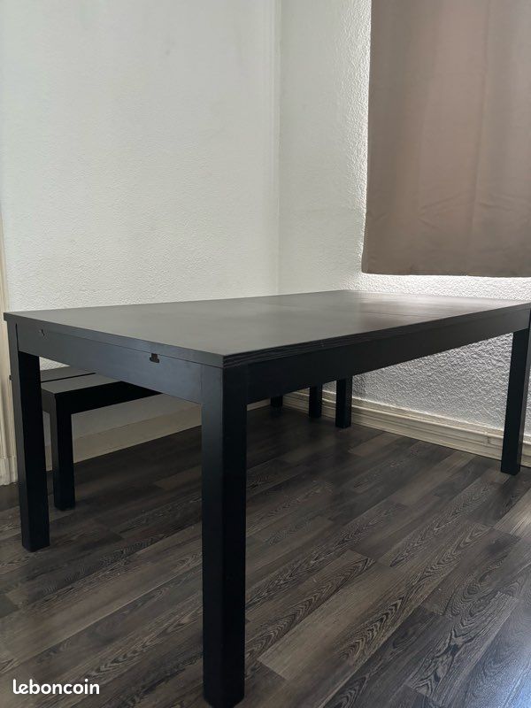 Table à manger + banc IKEA (image 1)