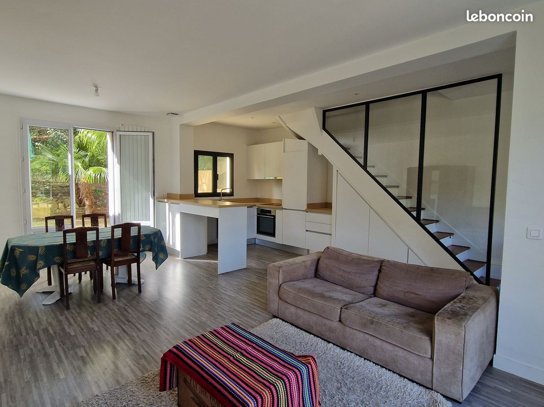 Maison 5 pièces 100 m² · à Versailles · 100 m² · 799 000 €