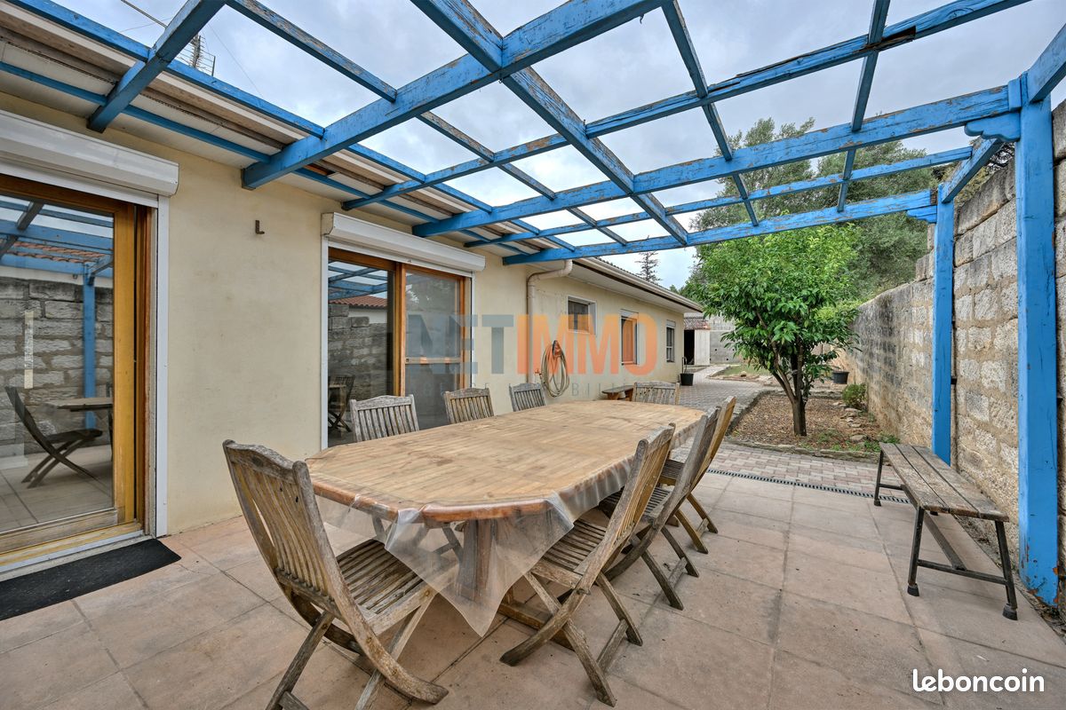 Maison 6 pièces 127 m² · à Vauvert · 127 m² · 255 000 €