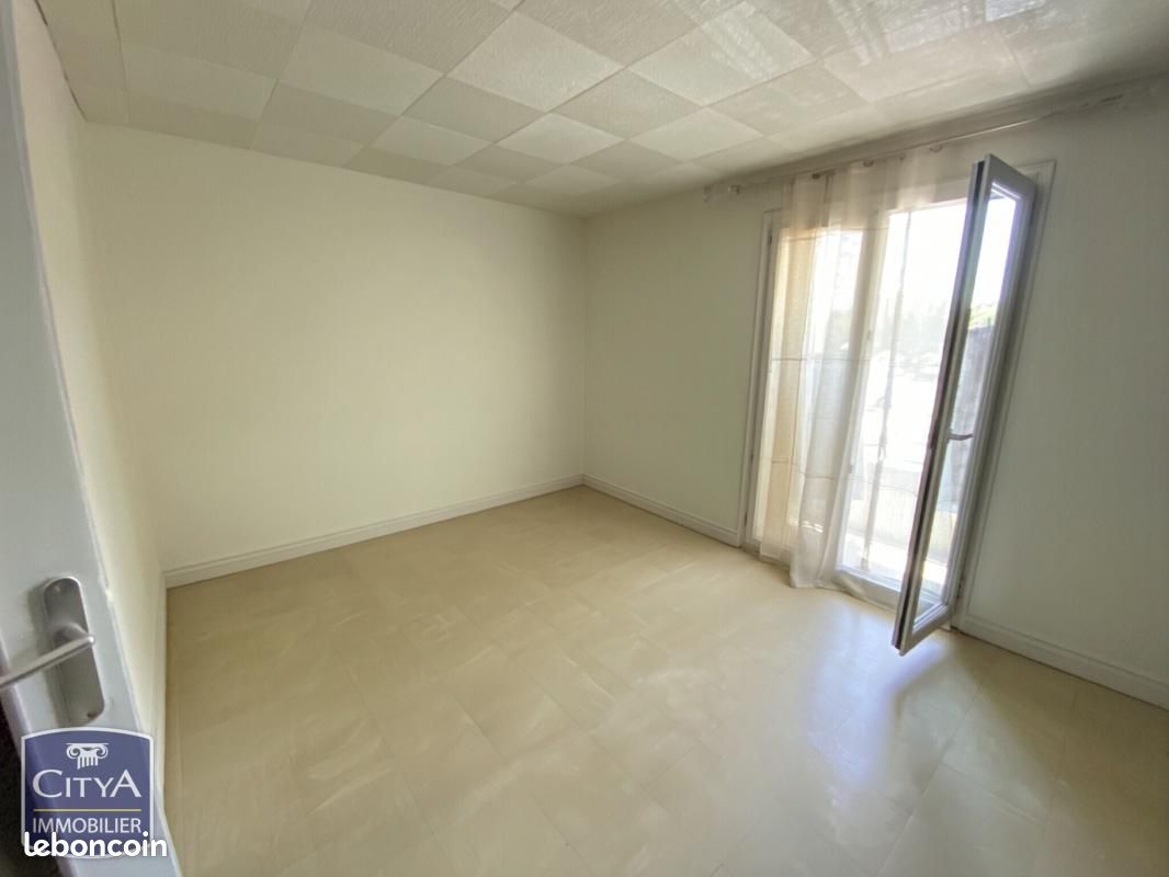 Appartement 4 pièces 67 m² · à Le Pontet · 67 m² · 49 000 €