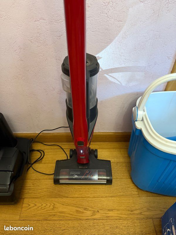 Aspirateur Miele Triflex sans fil et sans sac Électroménager