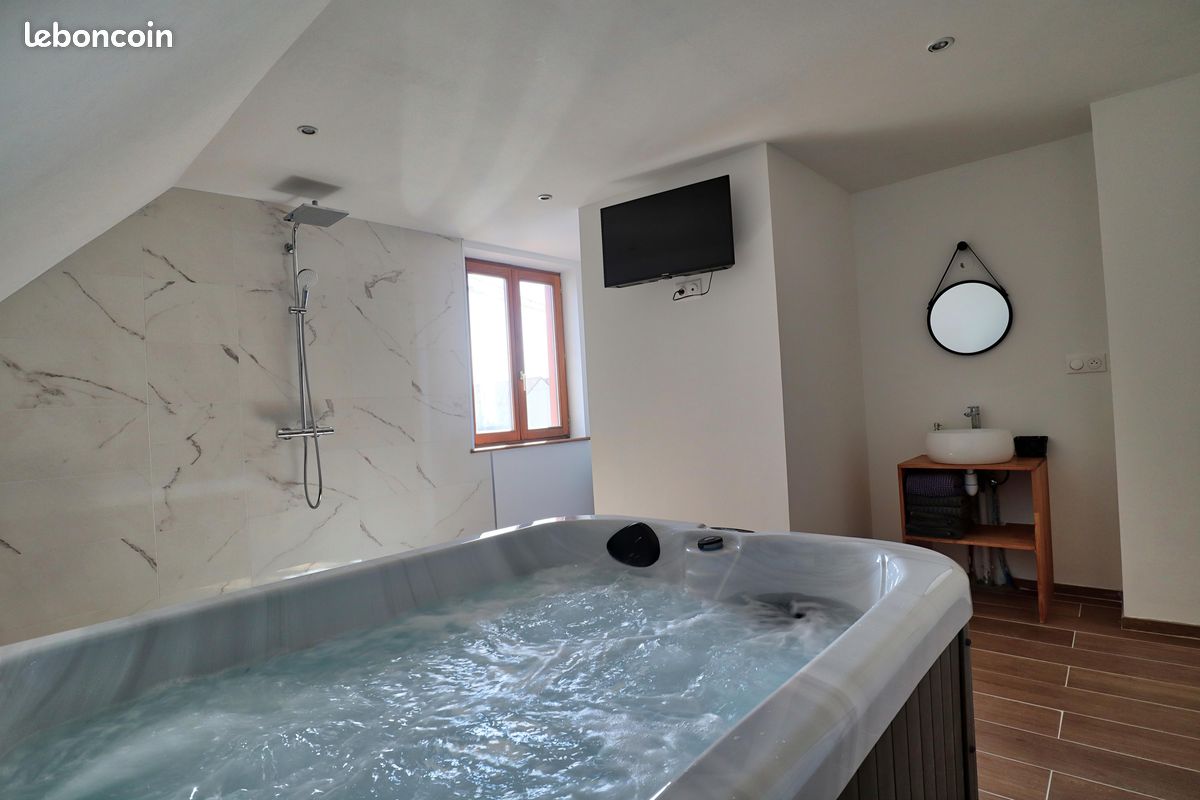 Escapade Relaxante : Gîte avec spa privatif (image 3)