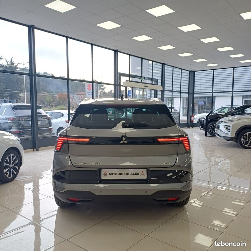 MITSUBISHI ECLIPSE CROSS BEV 87 KWH 220 INVITE+ 22kW (image 5)