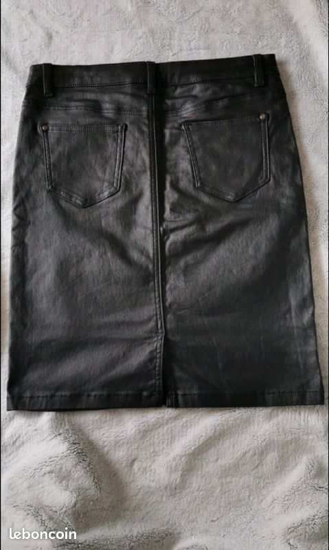 Jupe Simili cuir (image 2)