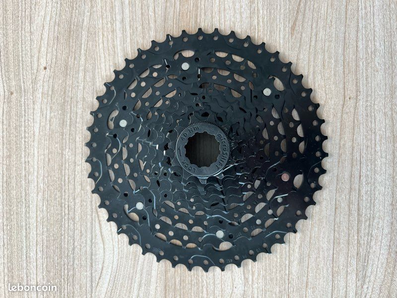 Cassette VTT Microshift Acolyte H-Séries 8V noir- 12-46 pas cher