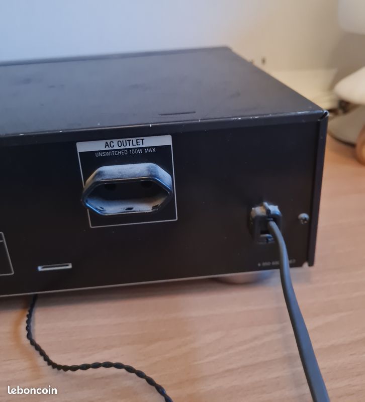 Égaliseur graphique numérique Sony SEQ-711 2 canaux 7 bandes (testé