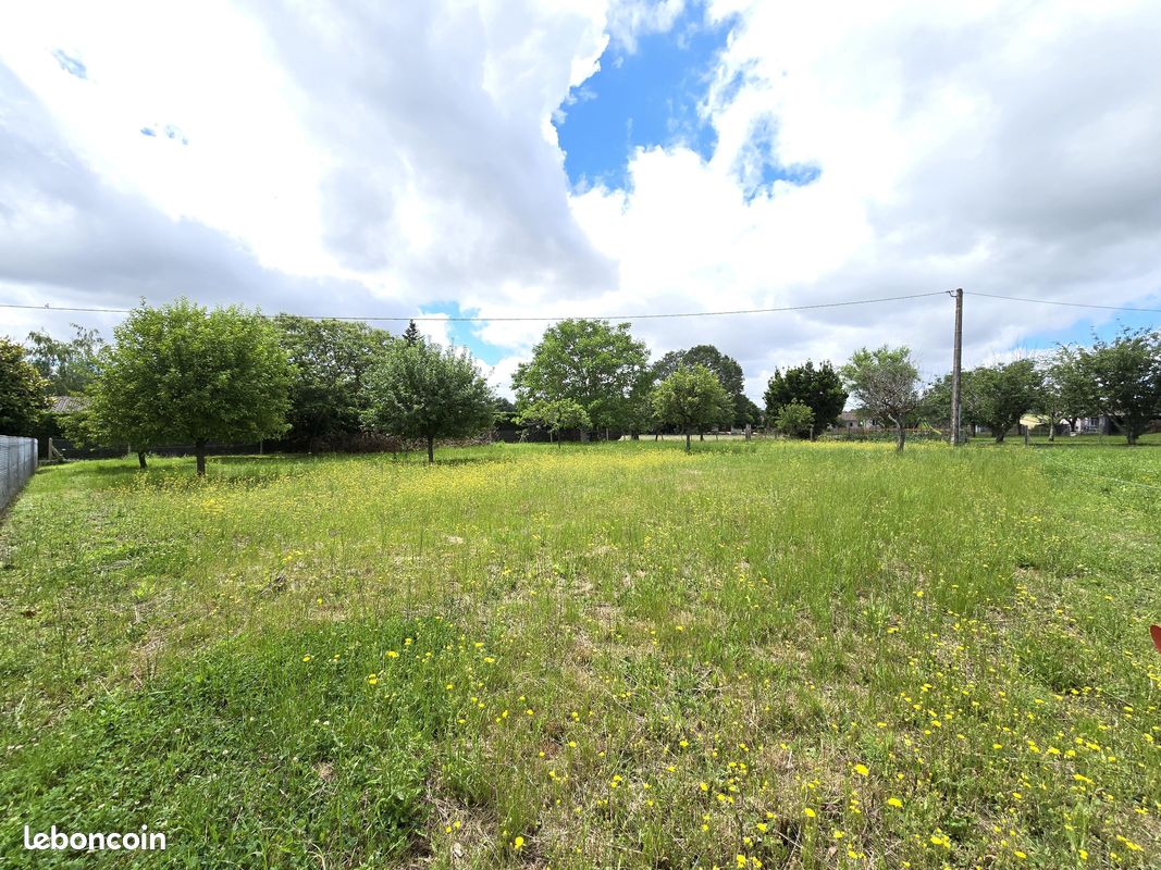 Terrain 1235 m² · à Roquecourbe · 1 235 m² · 45 000 €