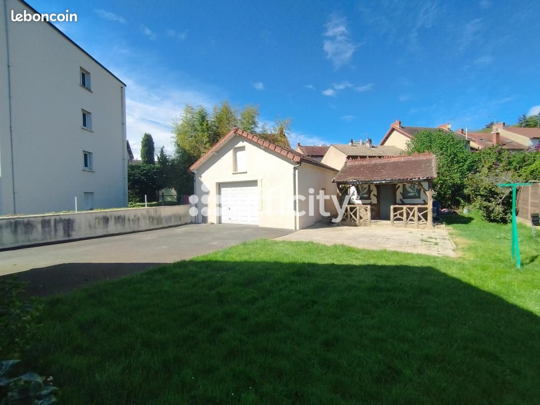 Maison 7 pièces 120 m² · à Montluçon · 120 m² · 170 000 €
