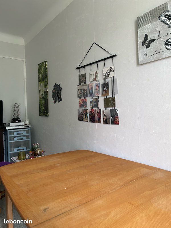 Table (image 4)