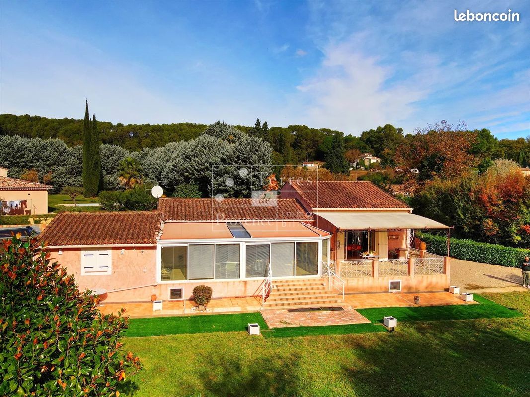 Maison 5 pièces 147 m² · à Salernes · 147 m² · 366 000 €
