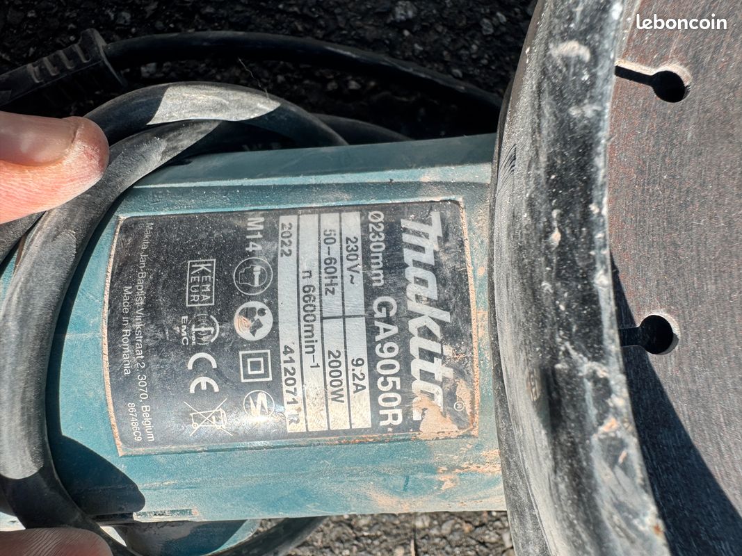 Meuleuse filaire makita 230mm (image 2)