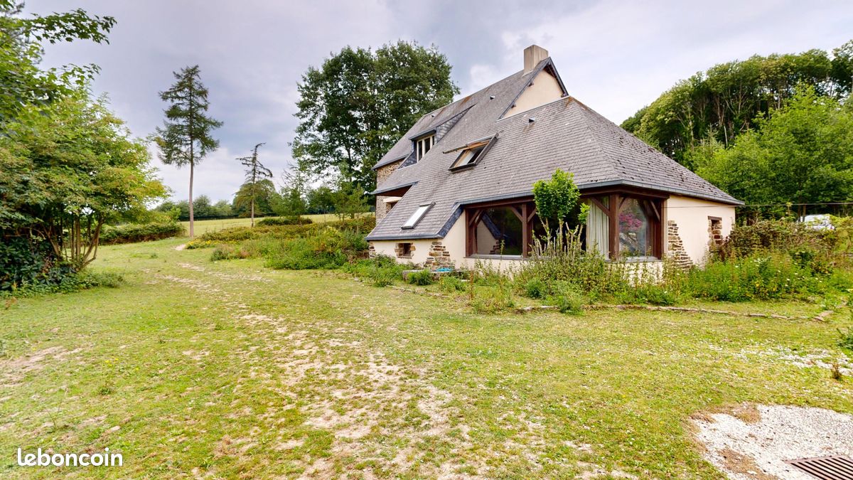 Maison 6 pièces 184 m² · à La Barre-de-Semilly · 184 m² · 210 000 €