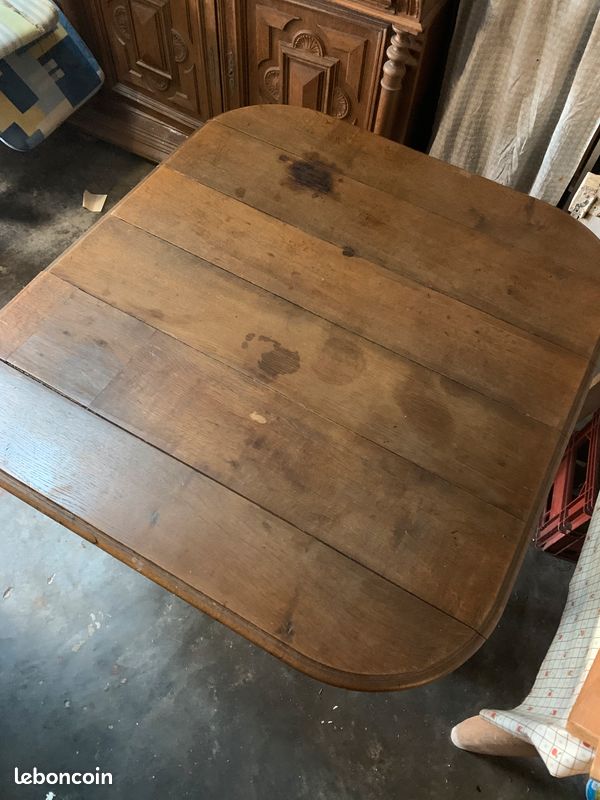 Table de salon en bois (image 1)