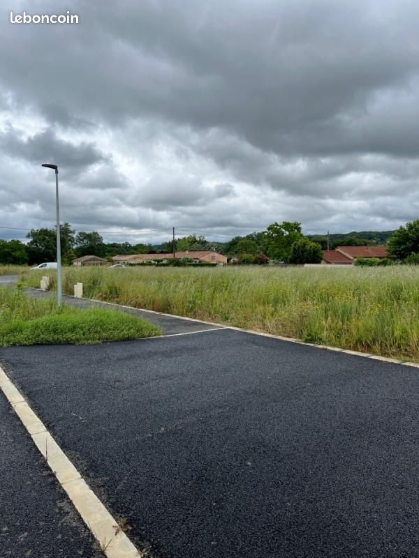 Terrain 666 m² Briatexte · 64 000 €