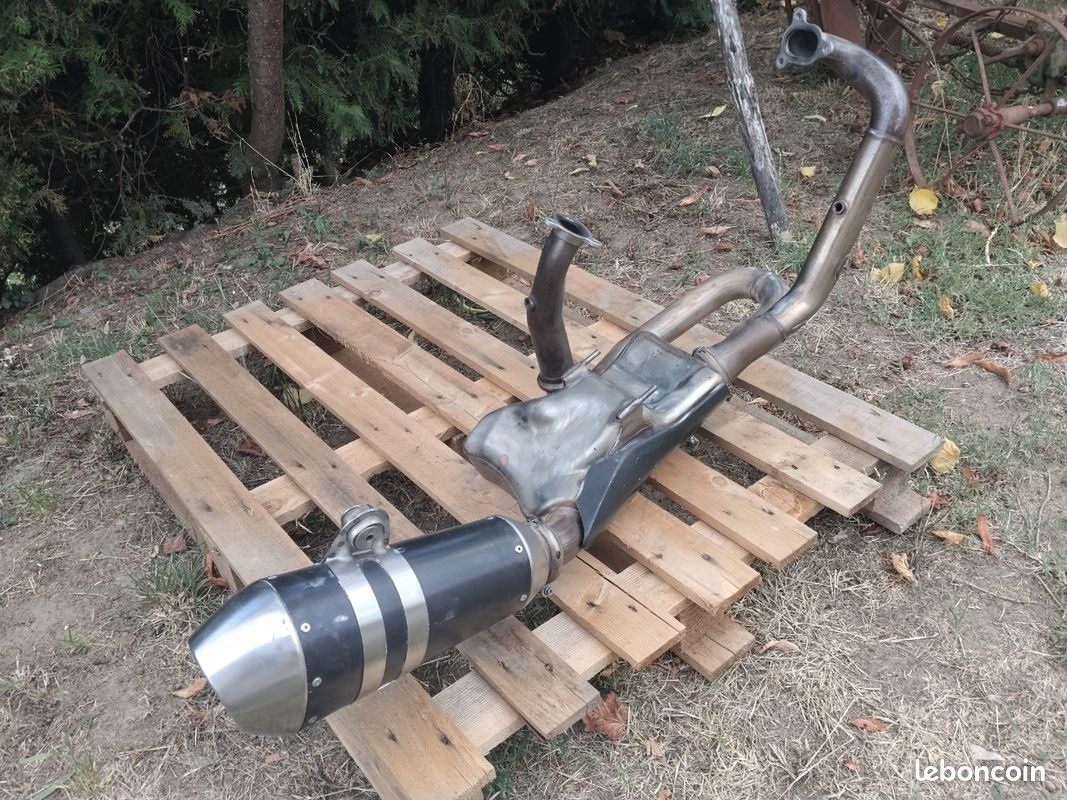 Vend ligne échappement ktm (image 1)