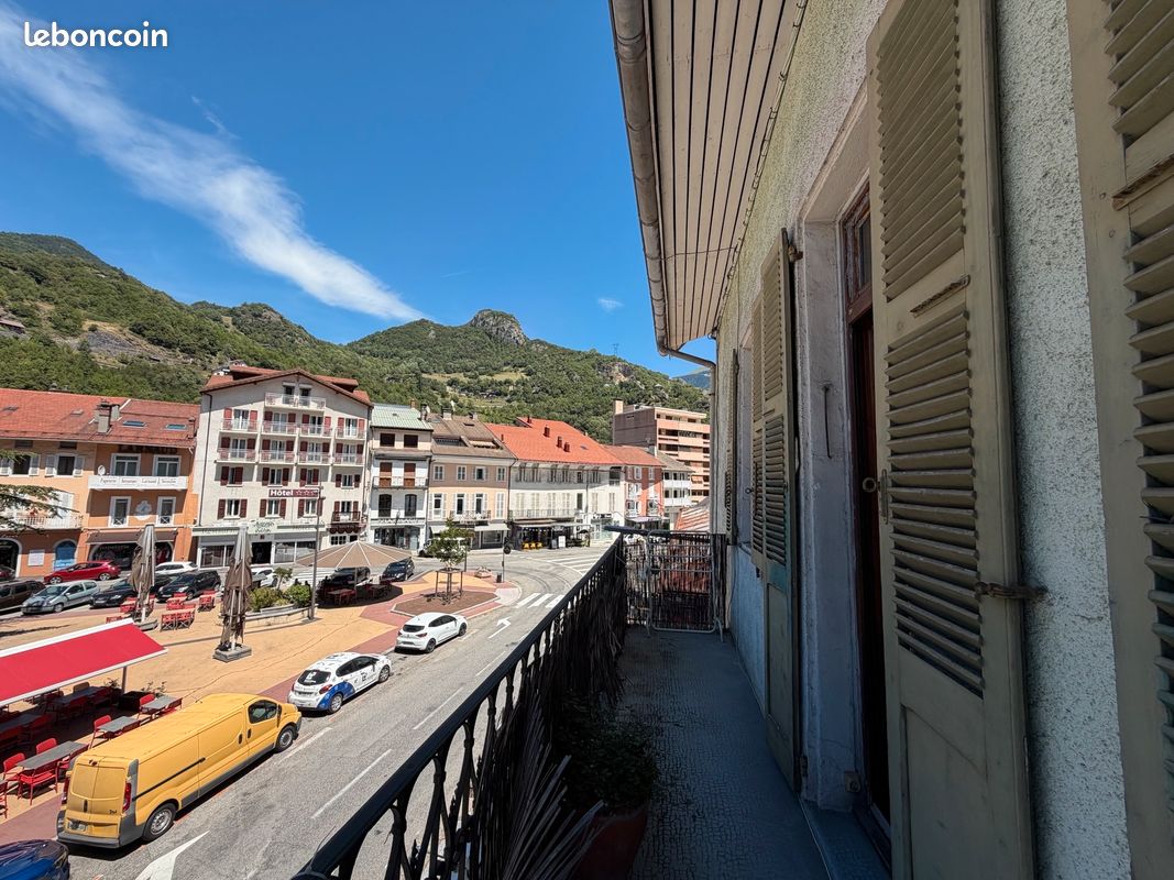 Appartement 3 pièces 70 m² · à Moûtiers · 70 m² · 117 000 €