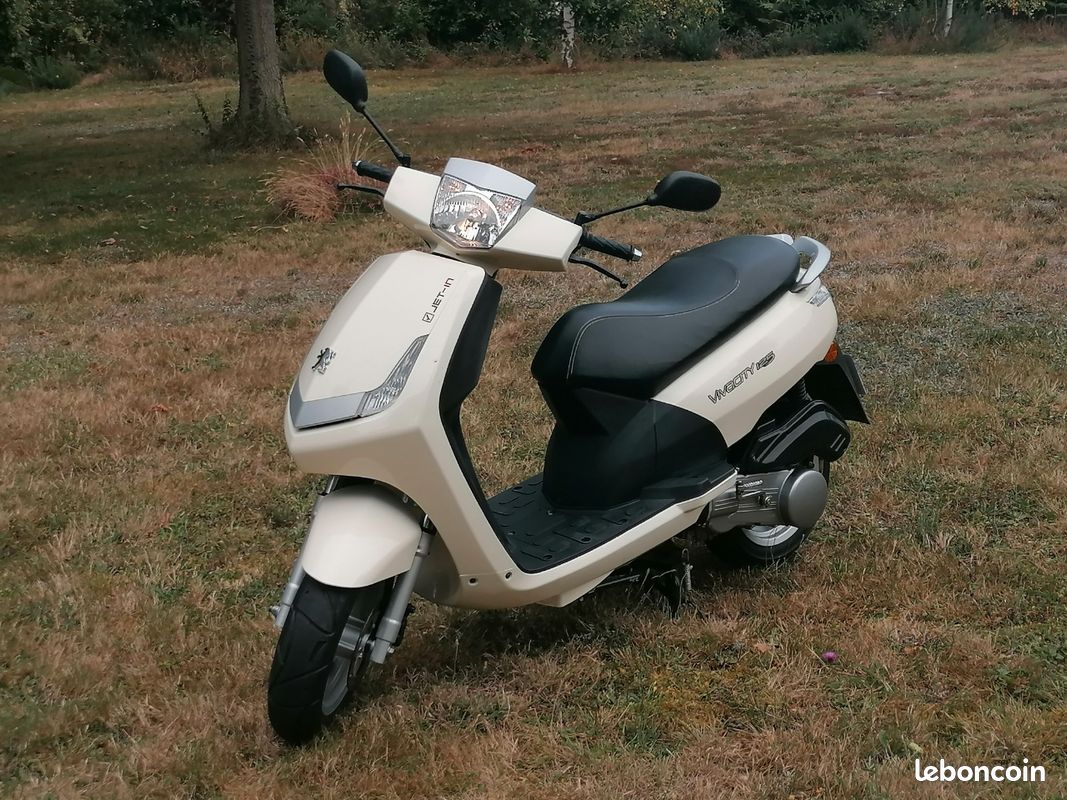 Scooter 125 "Vivacity" (image 2)