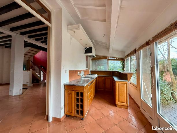RARE / Maison familiale individuelle au coeur de Monplaisir — 8