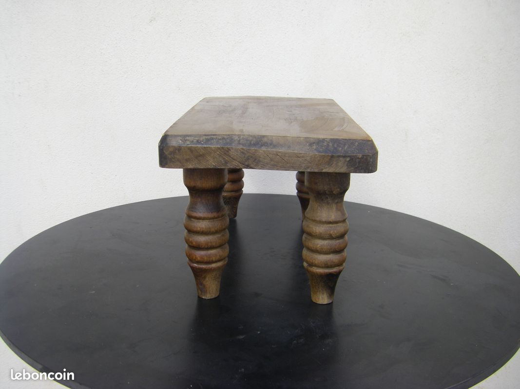 Tabouret en bois vintage (image 4)
