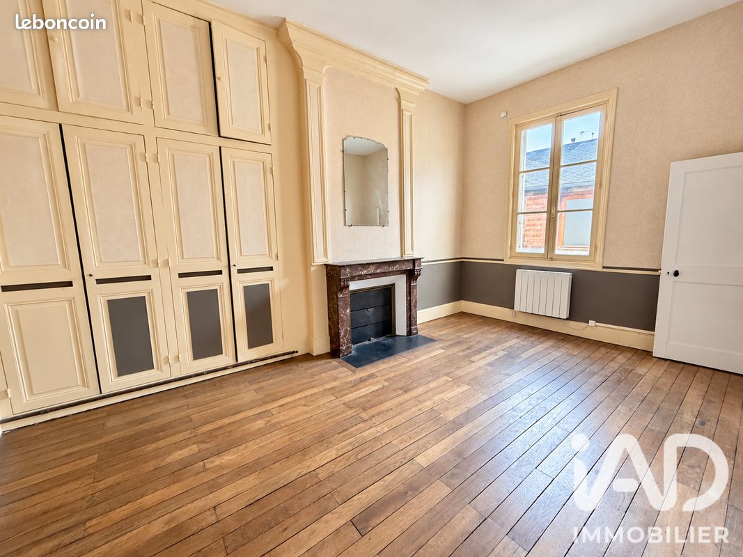 Appartement 5 pièces 65 m² · à Bourges · 65 m² · 99 990 €