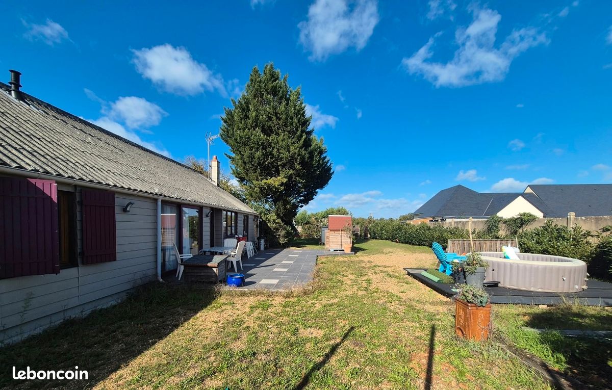 Maison 6 pièces 180 m² · à Durtal · 180 m² · 1 000 €/mois