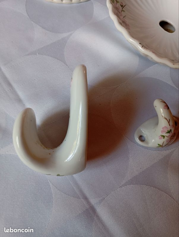 Lot en porcelaine de salle de bain (image 6)