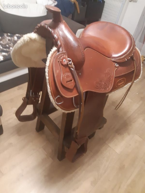 Selle Western Ranch Sculptée Main - Tailles 15, 16, 17, 18 Pouces, Marque Aledosaddlery, Neuf