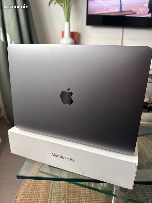 Apple MacBook Air 13 Retina (image 5)