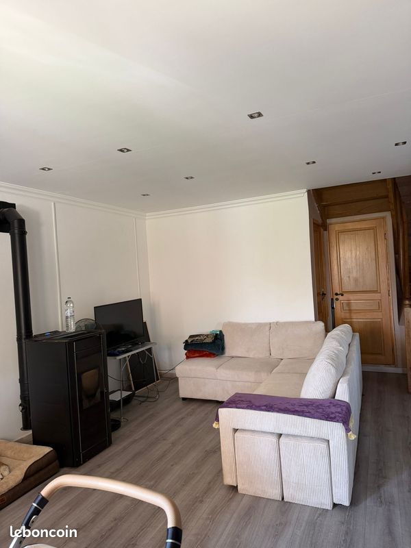 Maison 5 pièces 130 m² · à Entrelacs · 130 m² · 1 590 €/mois