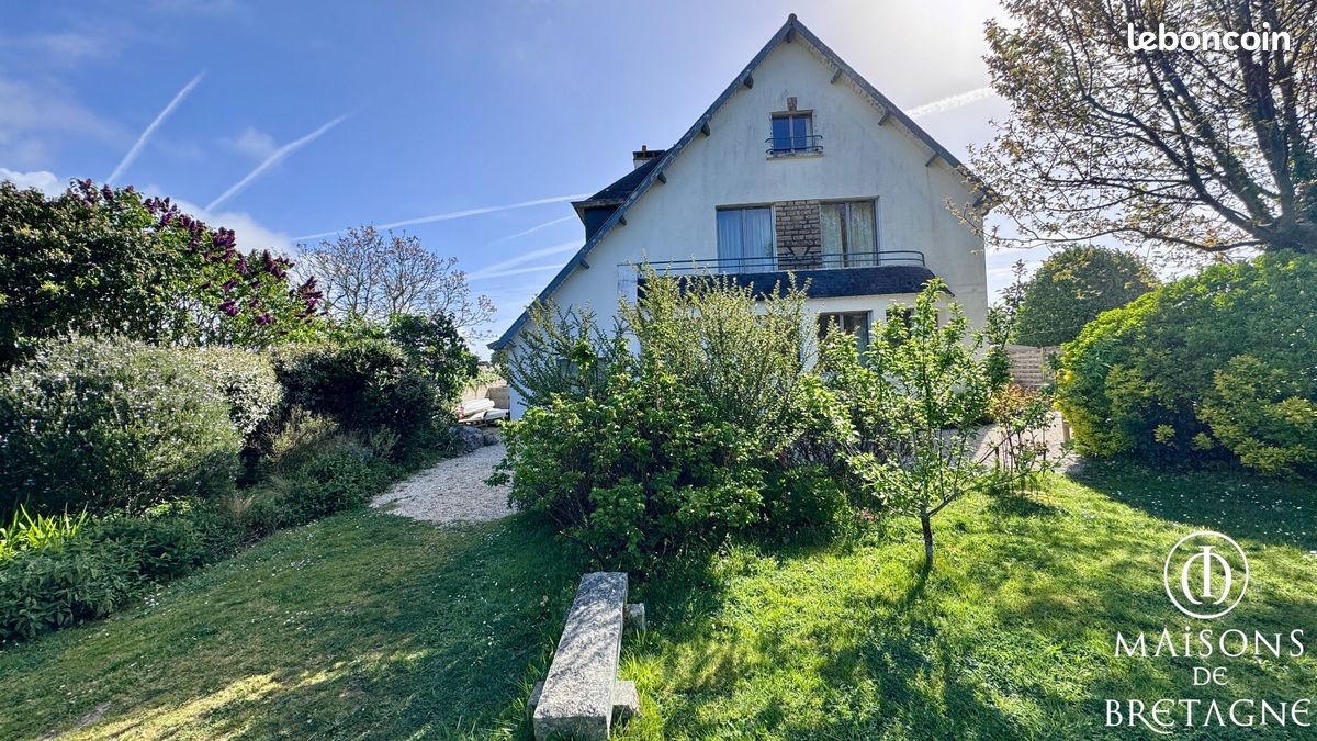Maison 9 pièces 190 m² · à Névez · 190 m² · 694 720 €