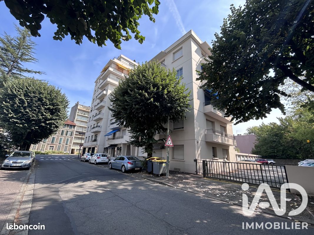 Parking 14 m² · à Pau · 14 m² · 18 000 €