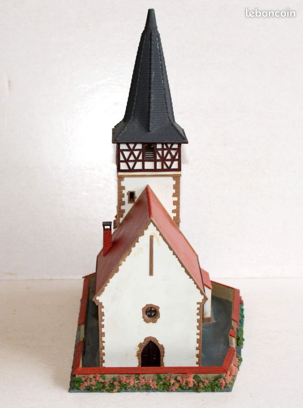 Maquette Décorative Faller Kibri - Chapelle/église Avec Clocher Et Barrières